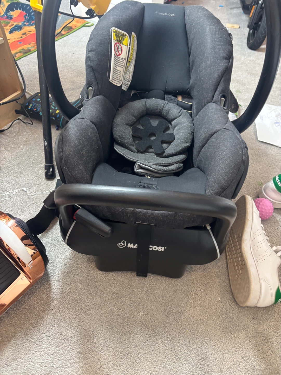 Maxi-Cosi Infant Car Seat- AS IS - photo 3