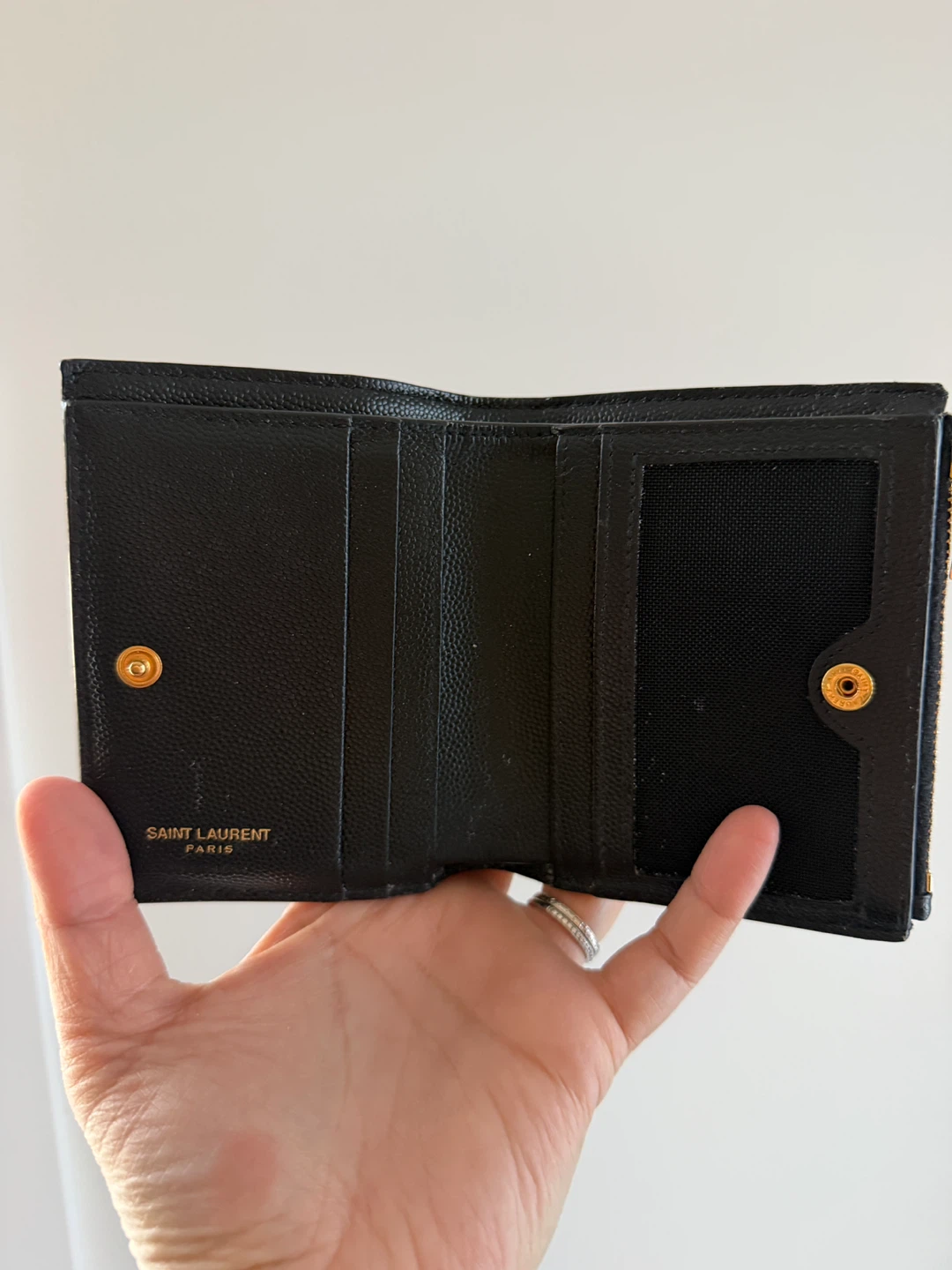 Saint Laurent Black Quilted Leather Wallet - photo 5