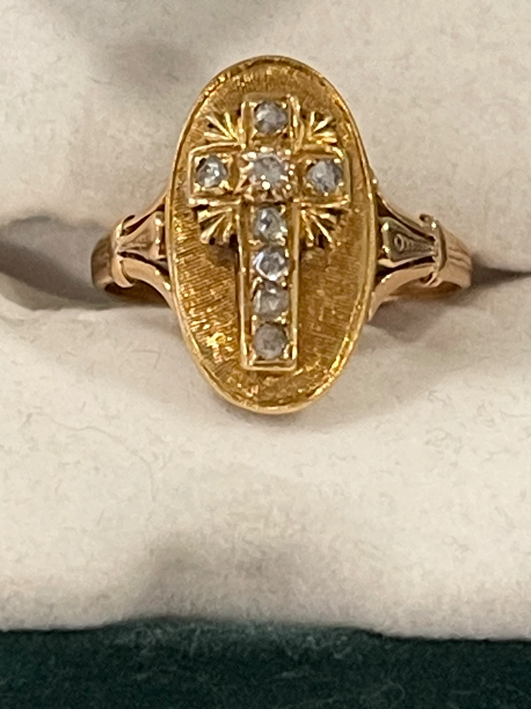 Vintage 18k yellow gold Cross Ring 8 diamonds - photo 2