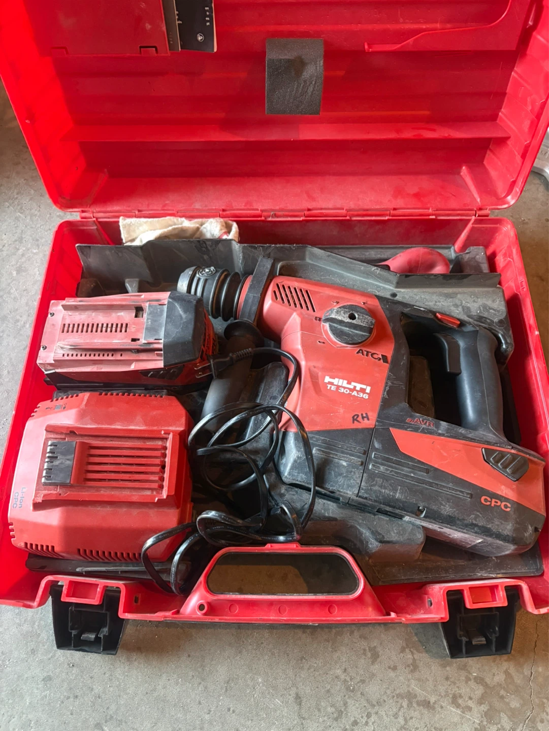 Hilti TE 30-A36 Cordless Rotary Hammer - photo 3