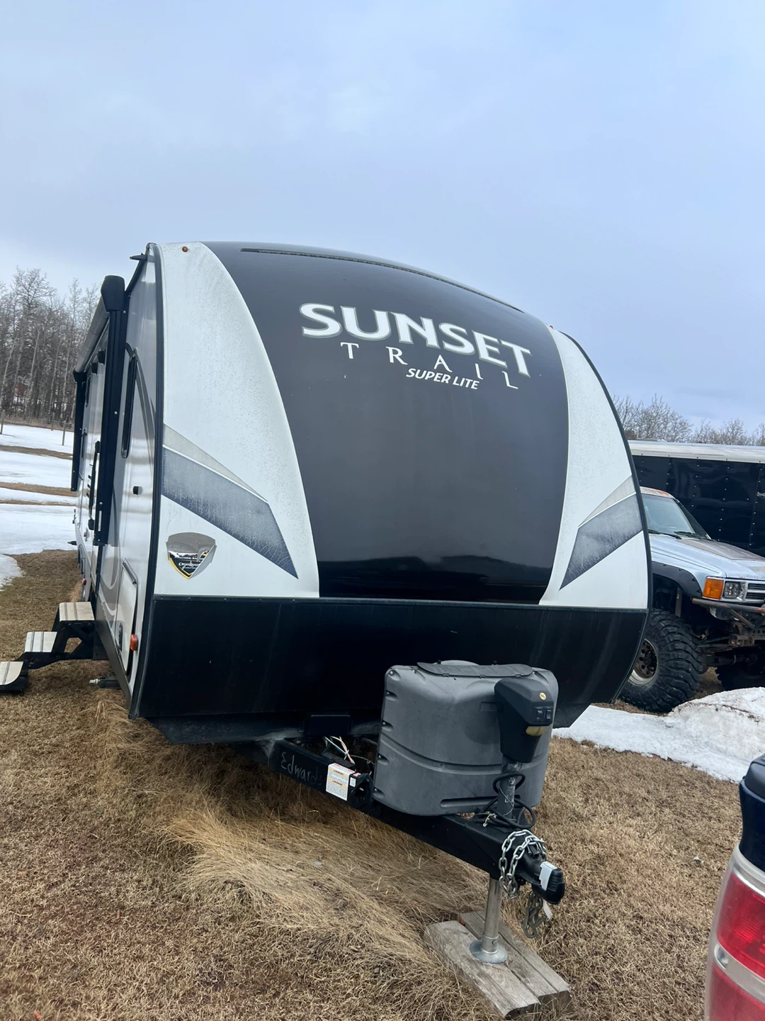 Sunset Trail Super Lite Travel Trailer