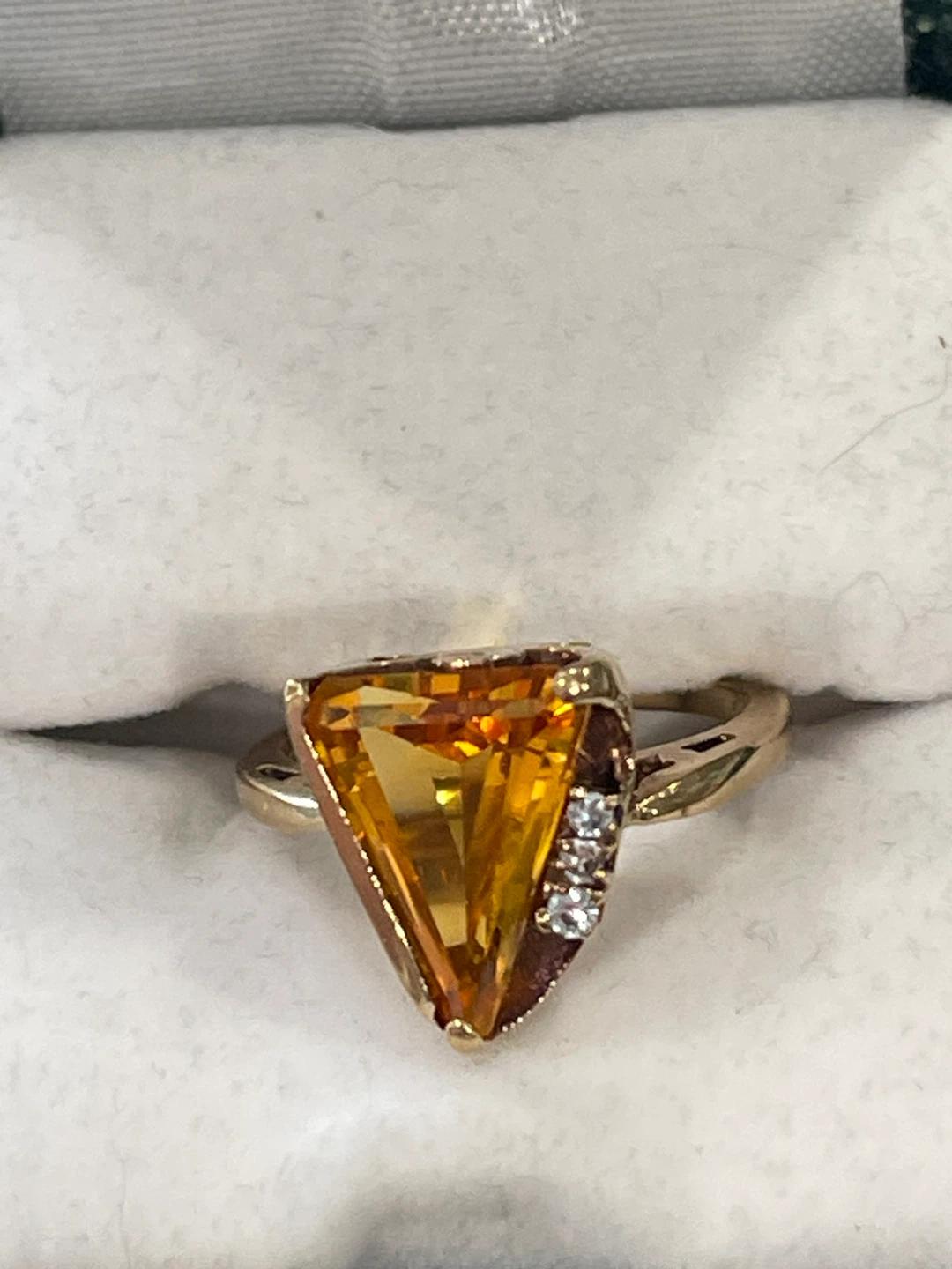 10k Gold Ring with Triangle topaz