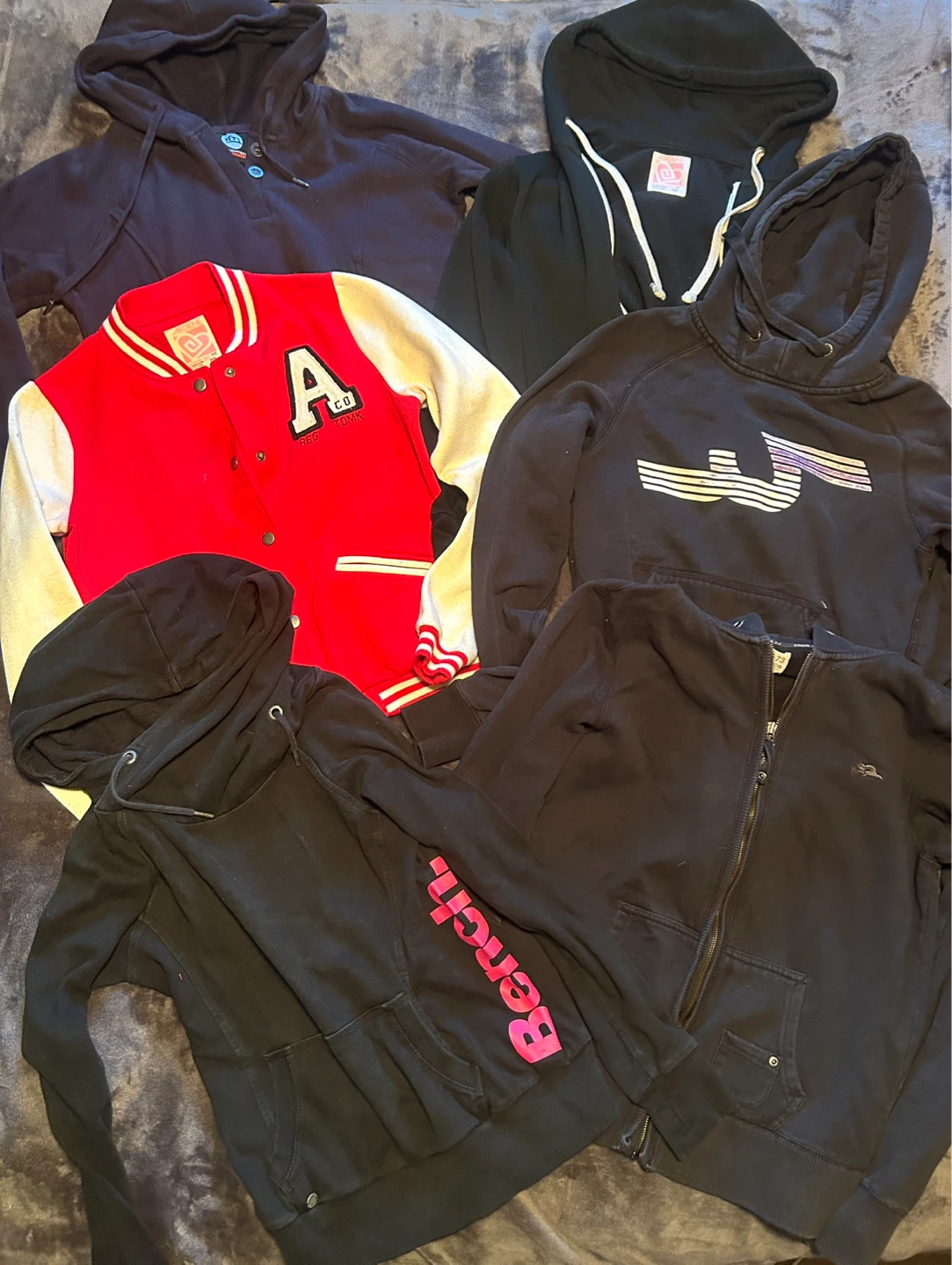 S- Women’s Clothing Bundle - photo 3
