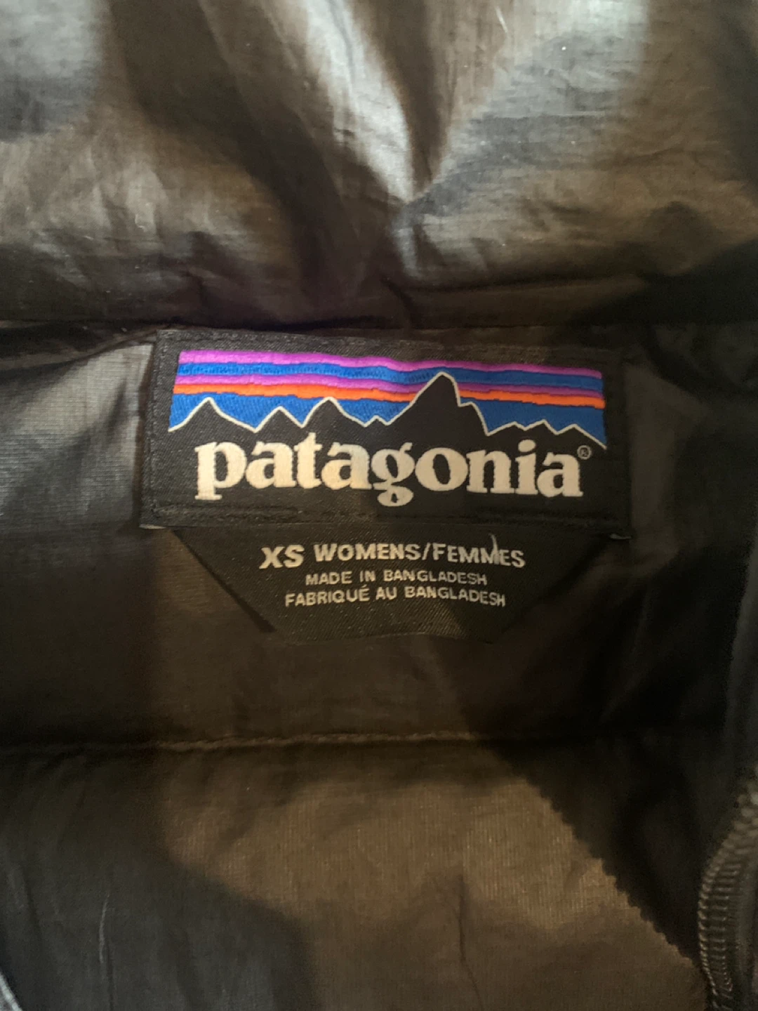 Patagonia Women's XS Down Jacket - photo 3