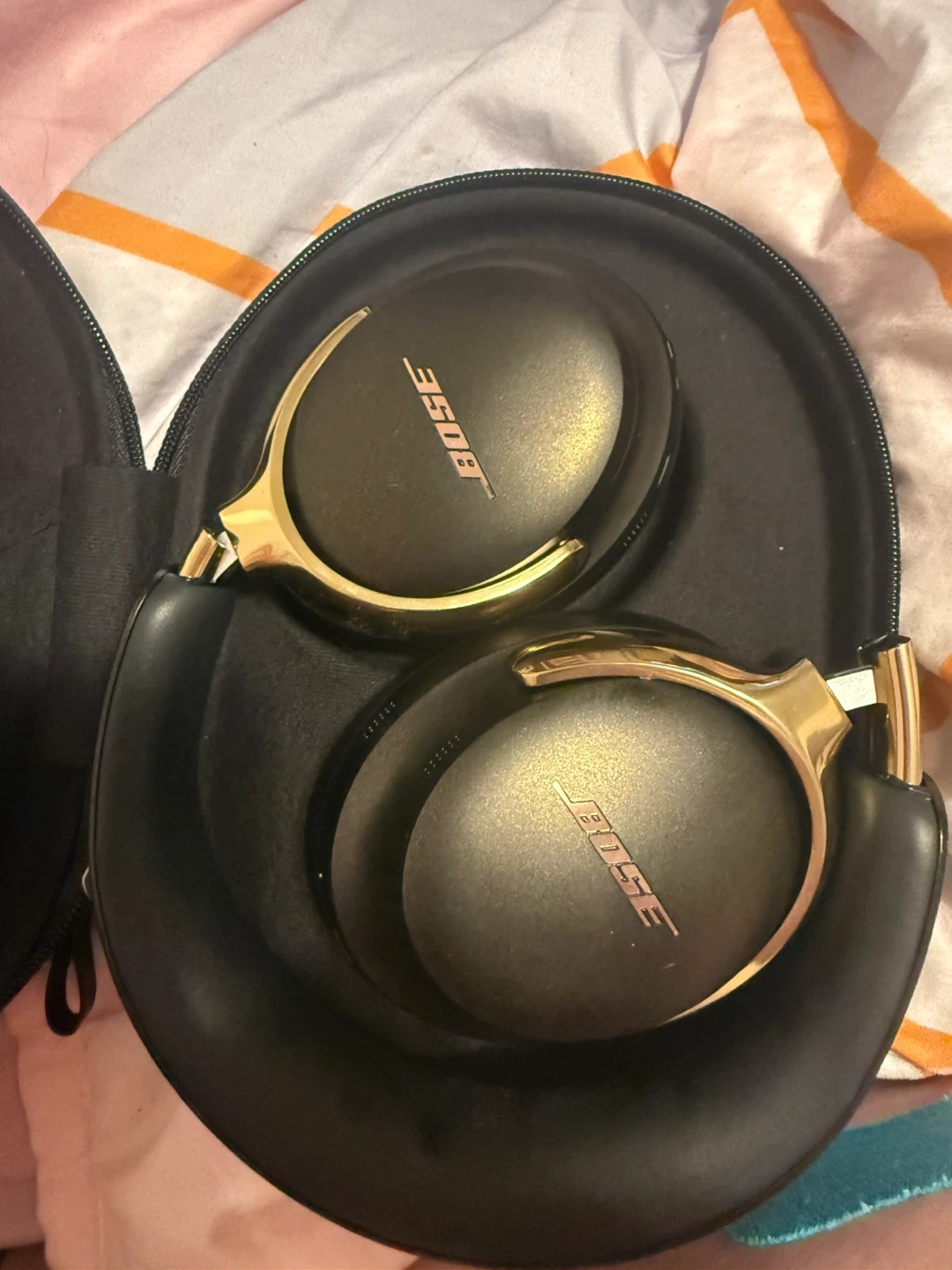 Bose QuietComfort Ultra Headphones - NEED GONE