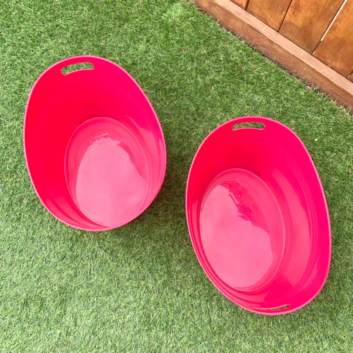 Storage Bins Plastic Tubs Red Storage Baskets Set 2 Large - photo 4