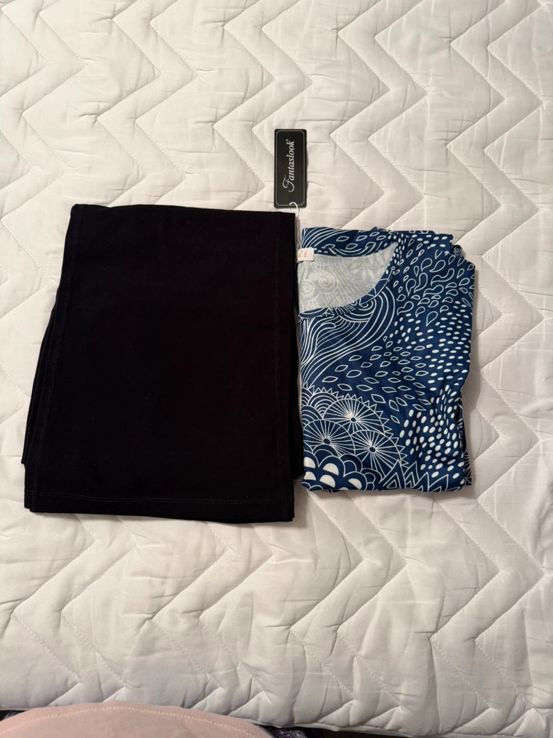 Black Funtastick Cropped Leggings and tunic size 2 XL
