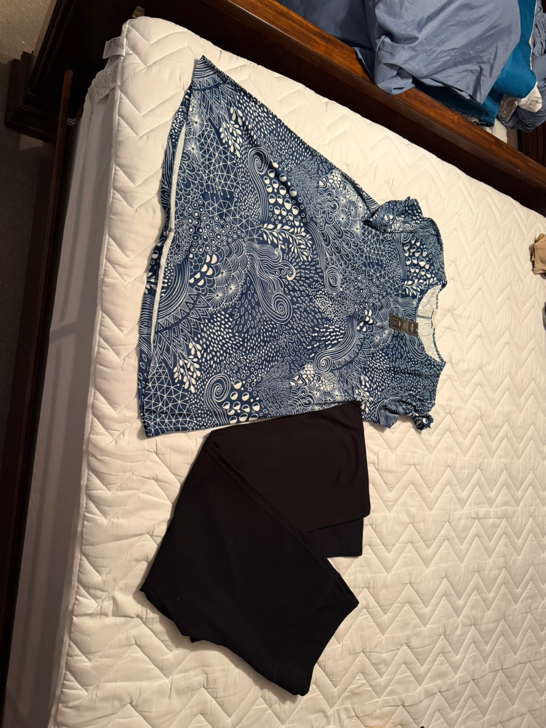 Black Funtastick Cropped Leggings and tunic size 2 XL - photo 3