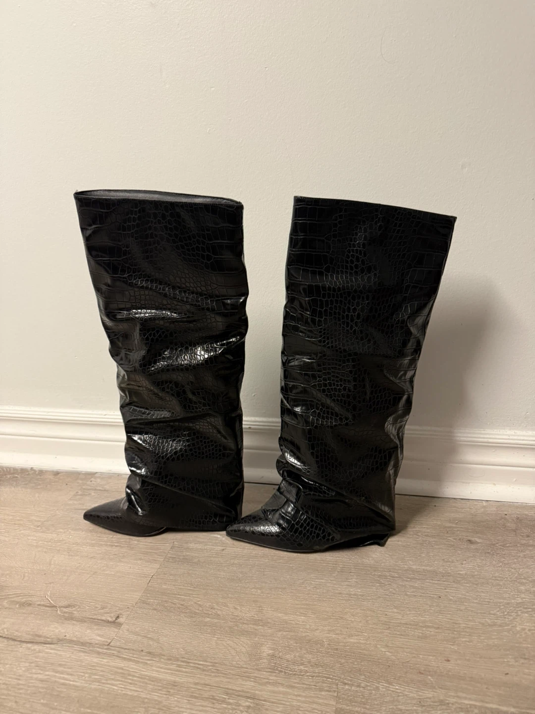 Black Knee-High Boots - photo 2