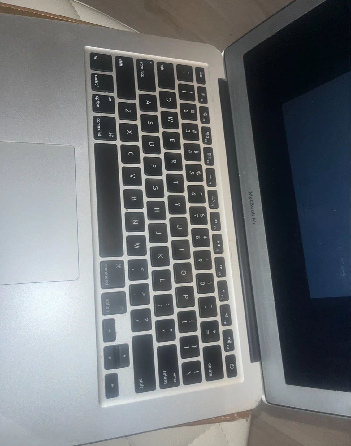Apple MacBook Air Laptop 2015 - photo 2