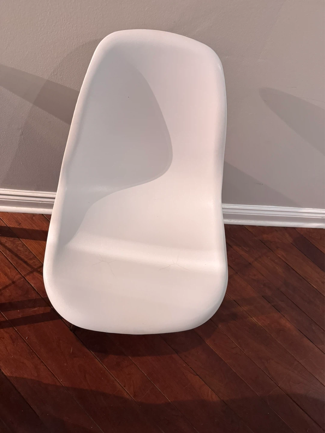 White Molded Dining Chairs (Pair) - photo 3