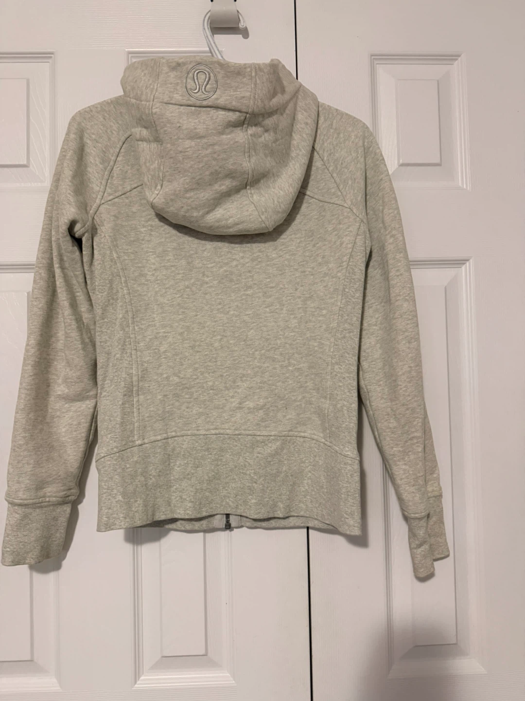 Lululemon Hoodie size 4 - photo 2