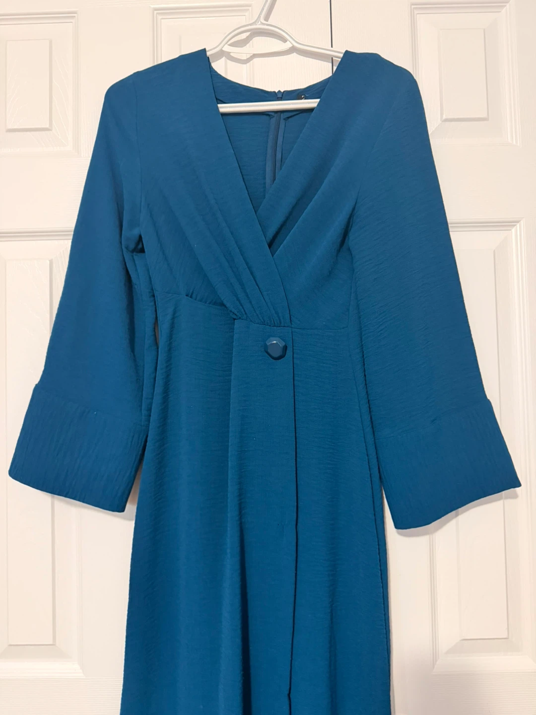 Zara xs Teal V-Neck Midi Dress with Button Detail - photo 2