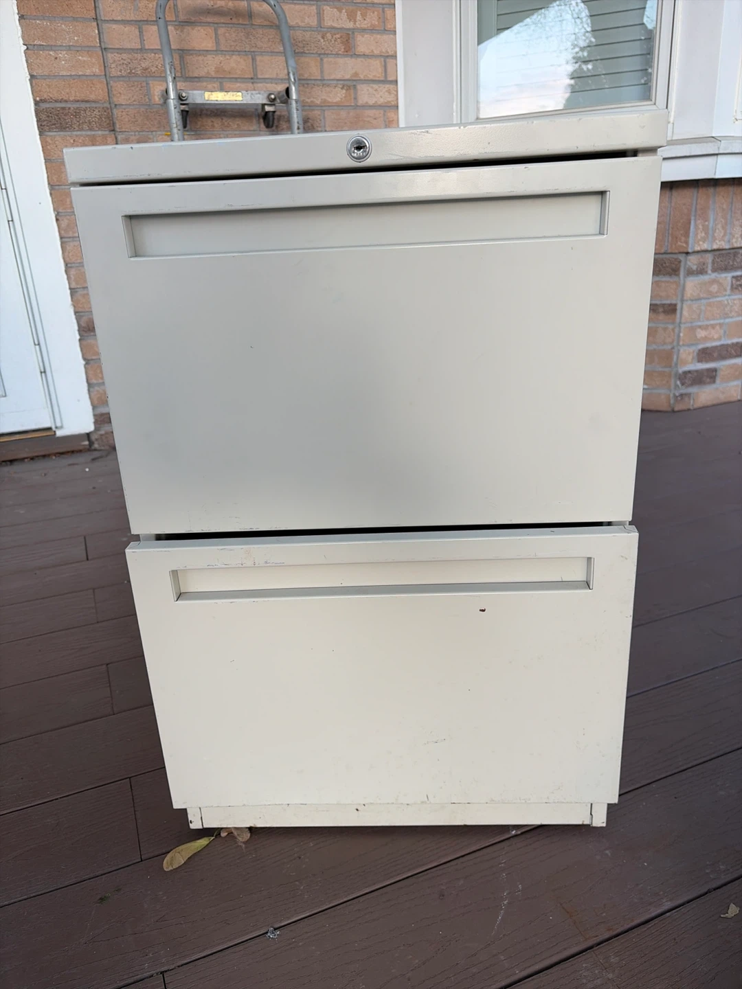 2-Drawer Metal Filing Cabinet