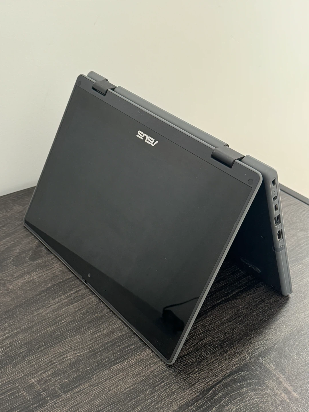 ASUS 2-in-1 Laptop - photo 3