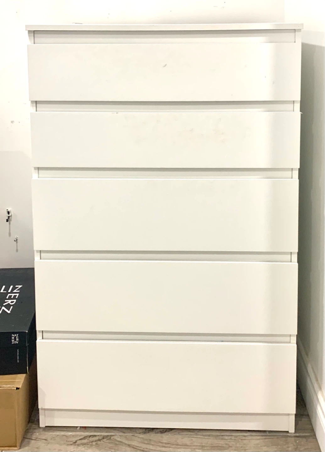White IKEA MALM 5-Drawer Dresser - photo 4