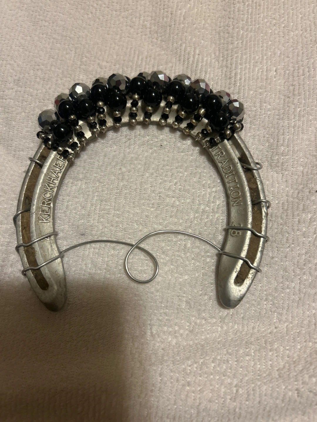 Horseshoe Beaded Decor