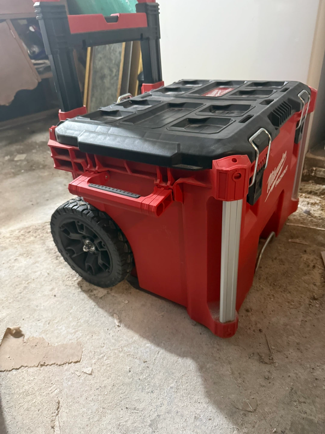 Milwaukee PACKOUT Rolling Tool Box - photo 4