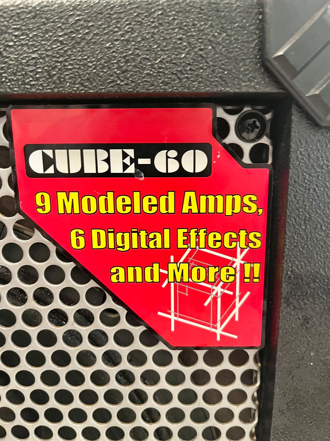 Roland CUBE-60 Guitar Amplifier - photo 4