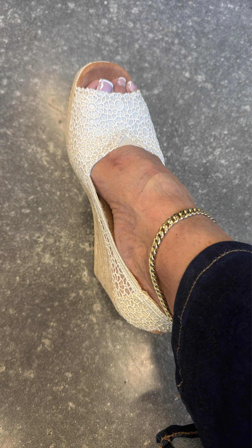TOMS White Lace Wedge Espadrille Shoes - photo 5
