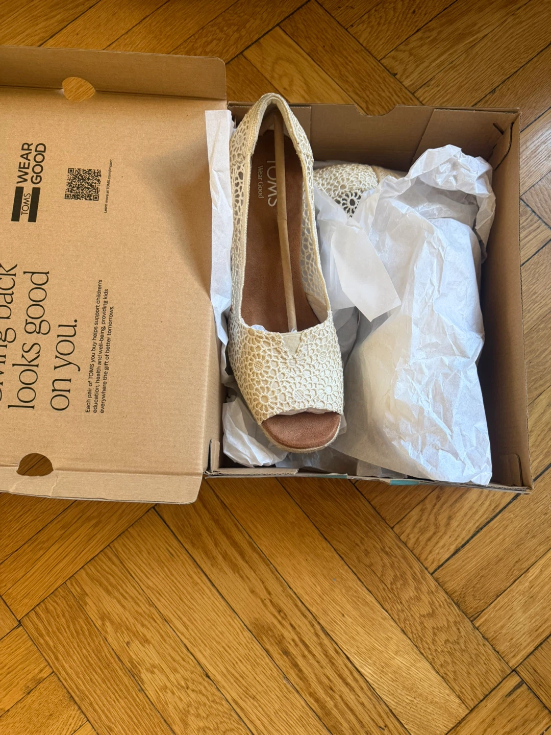 TOMS White Lace Wedge Espadrille Shoes - photo 3