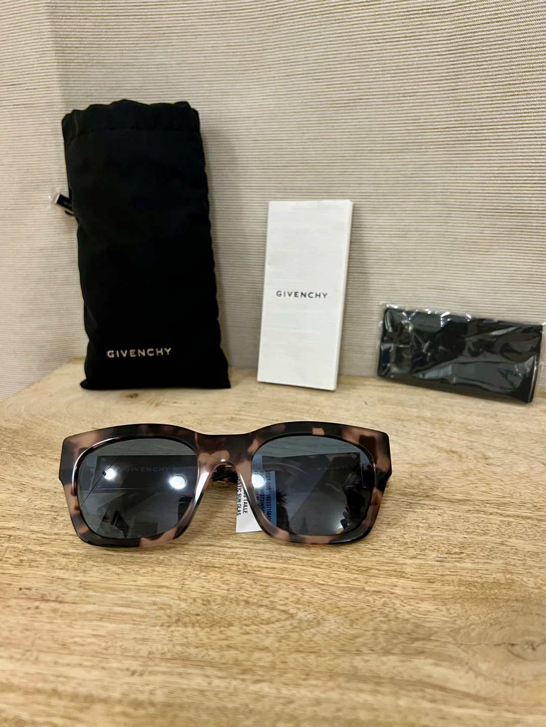 Givenchy Unisex Square Sunglasses - photo 4