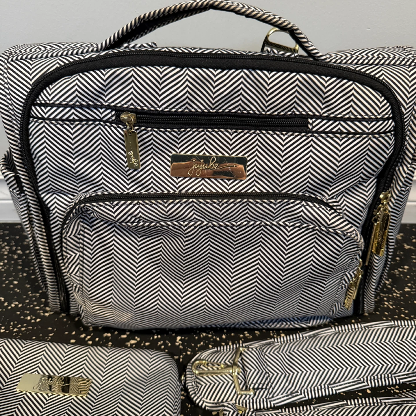 Ju-Ju-Be Diaper Bag Set - Black & White Chevron