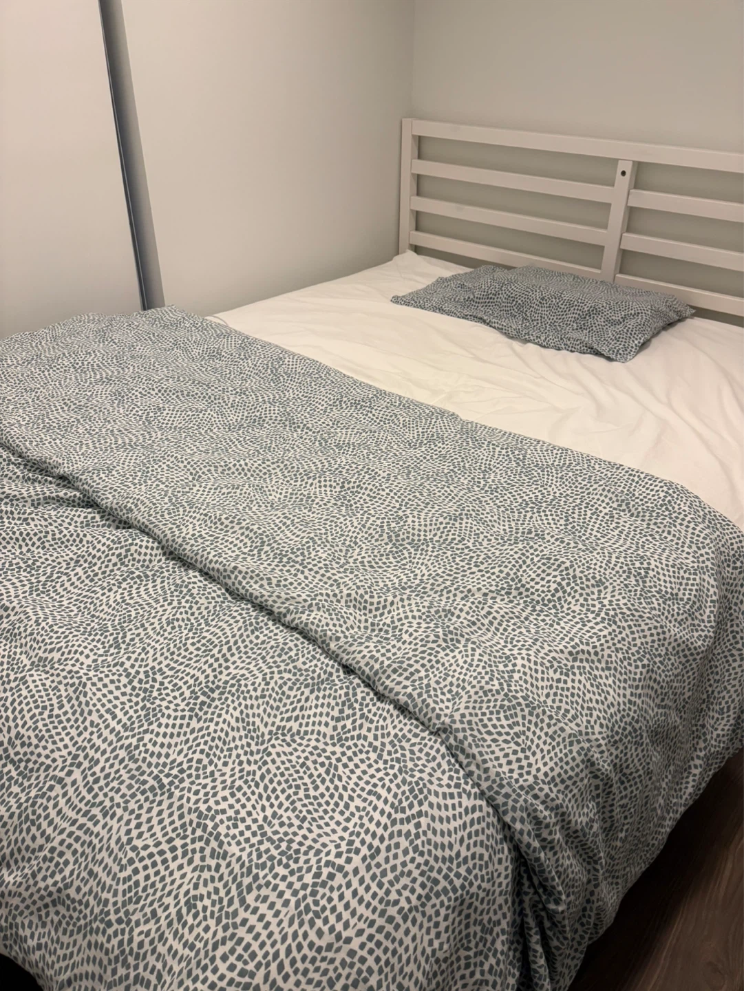 IKEA MALM Bed Frame with Headboard, queen size mattress - photo 2