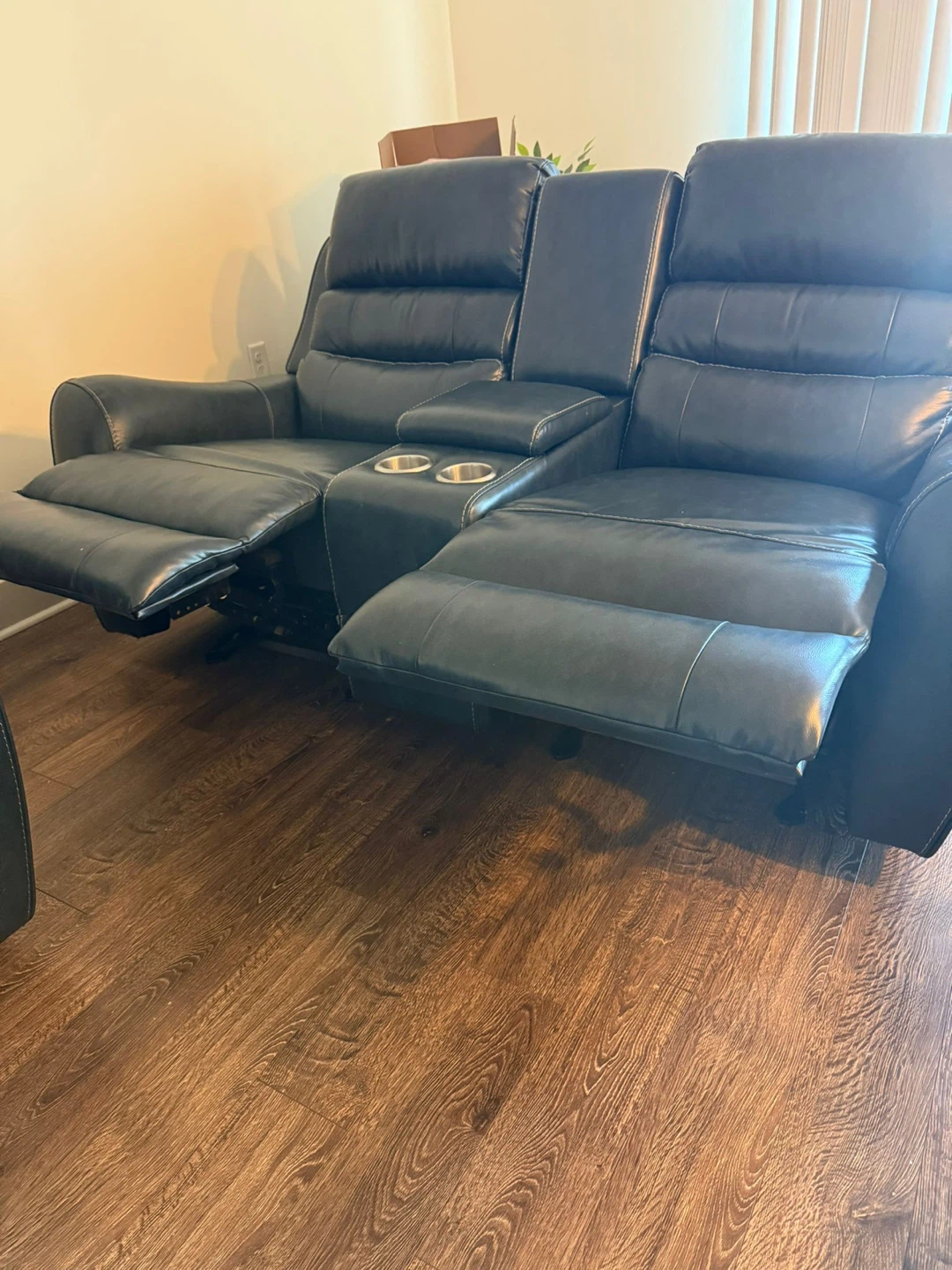 Leather Reclining Sofa with 3 Seats and Cup Holders - photo 2