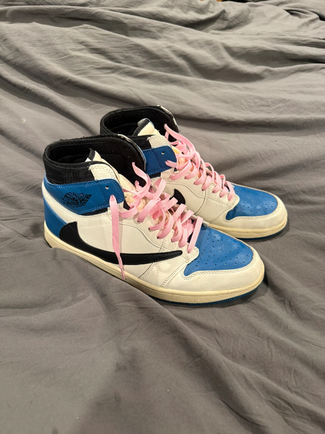 Air Jordan 1 High OG Travis Scott
