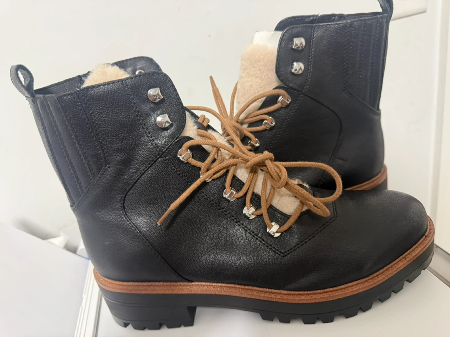 Nine West Black Leather Lace-Boots Lining - Size 11