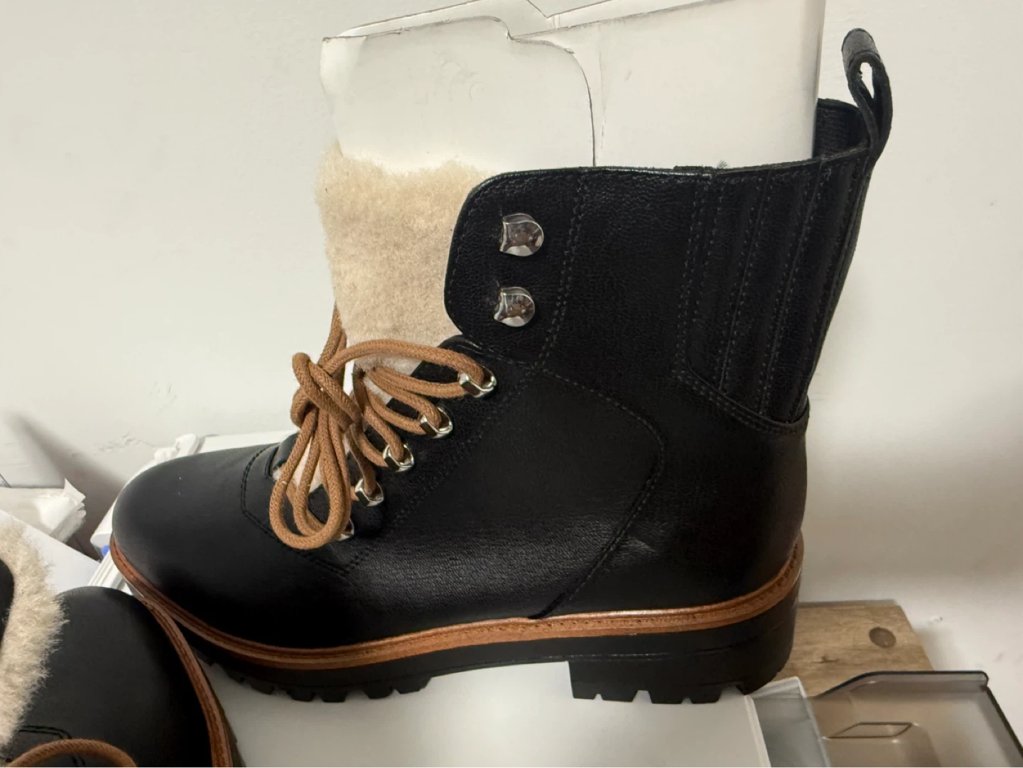 Nine West Black Leather Lace-Boots Lining - Size 11 - photo 4