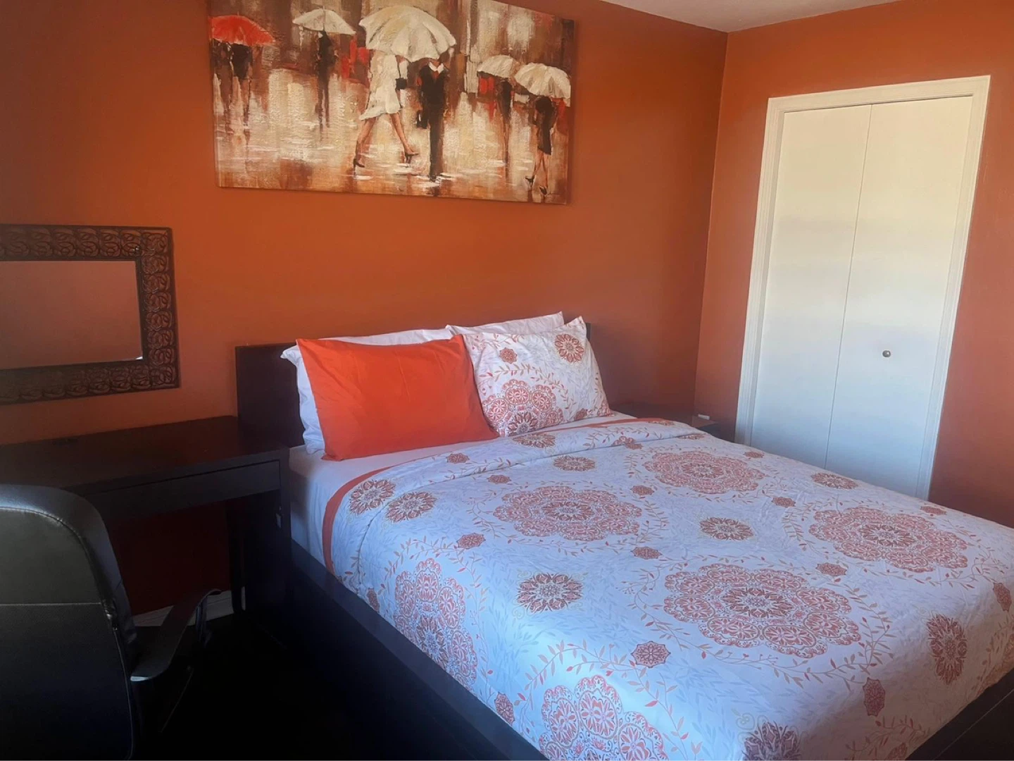 Private Furnished Room for Rent-Female Only - photo 4