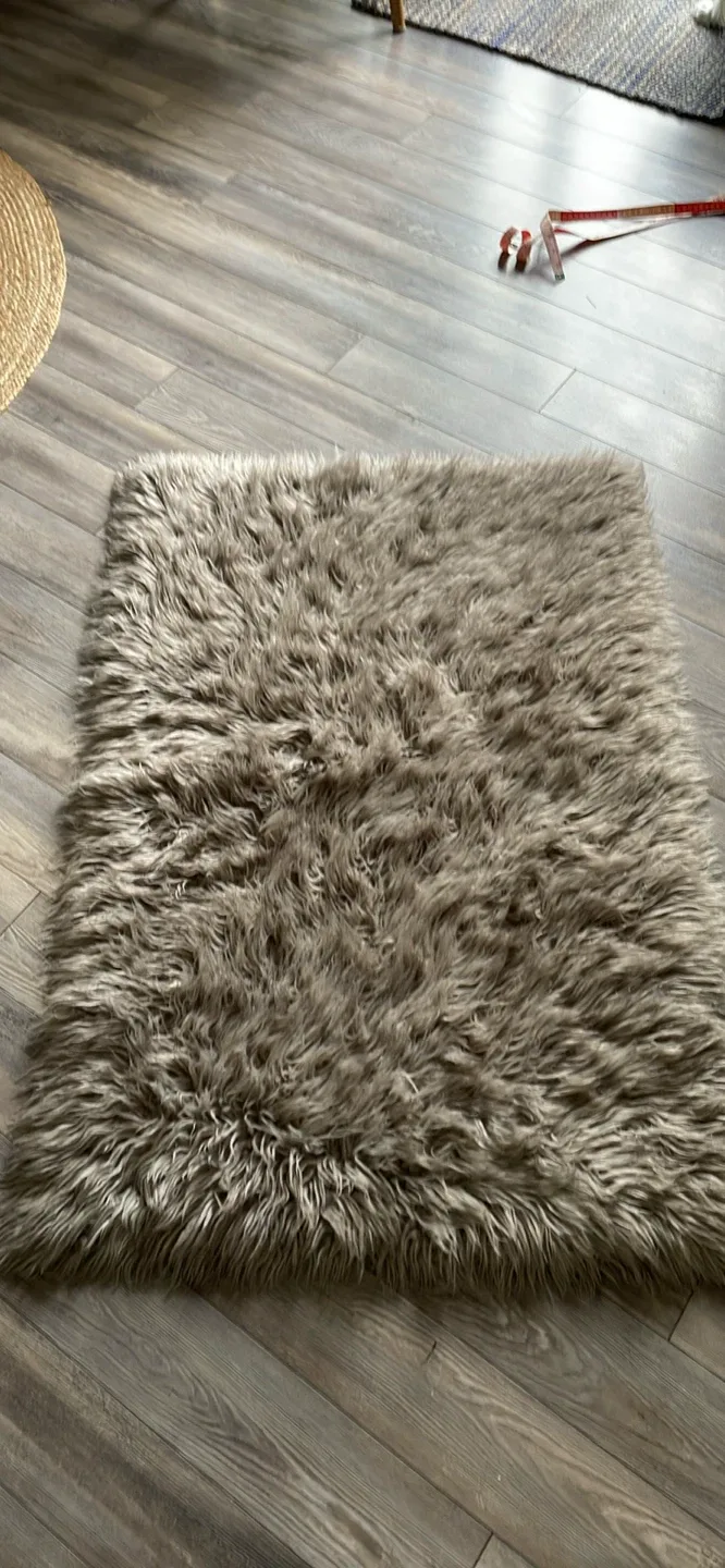 Grey Faux Fur Rug Set - photo 2