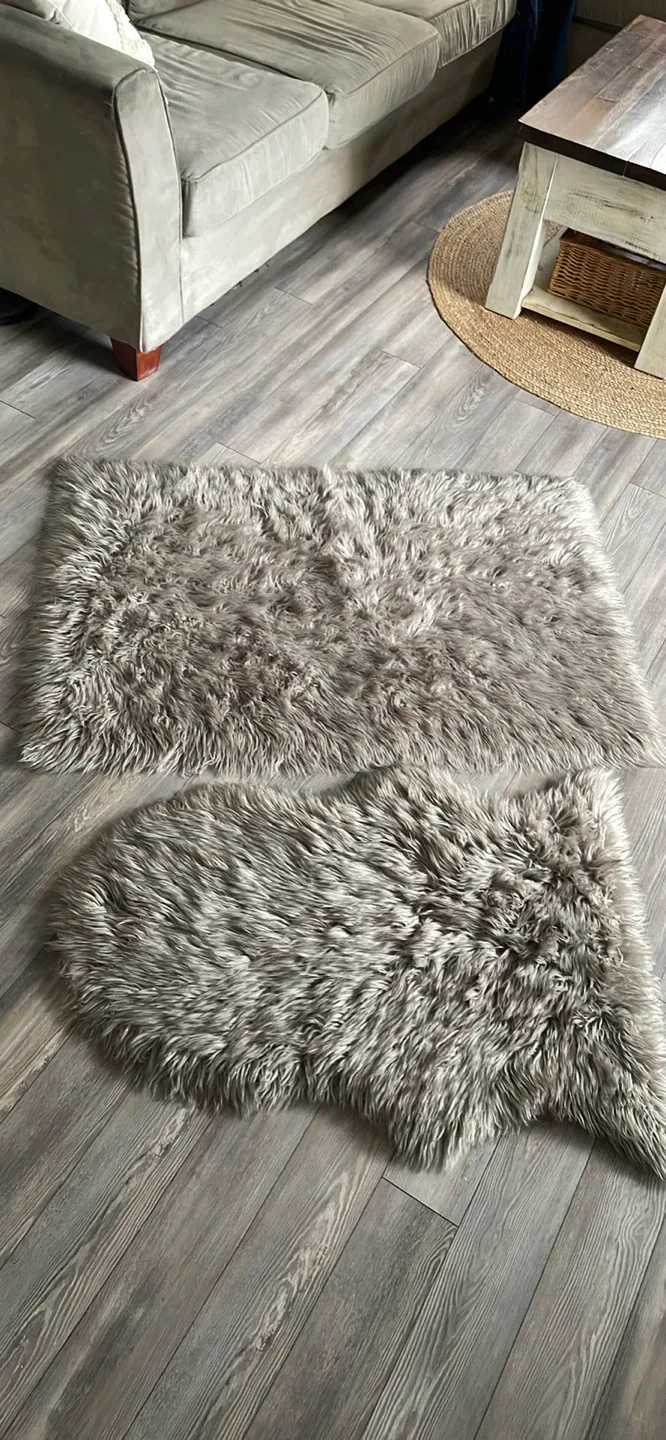 Grey Faux Fur Rug Set