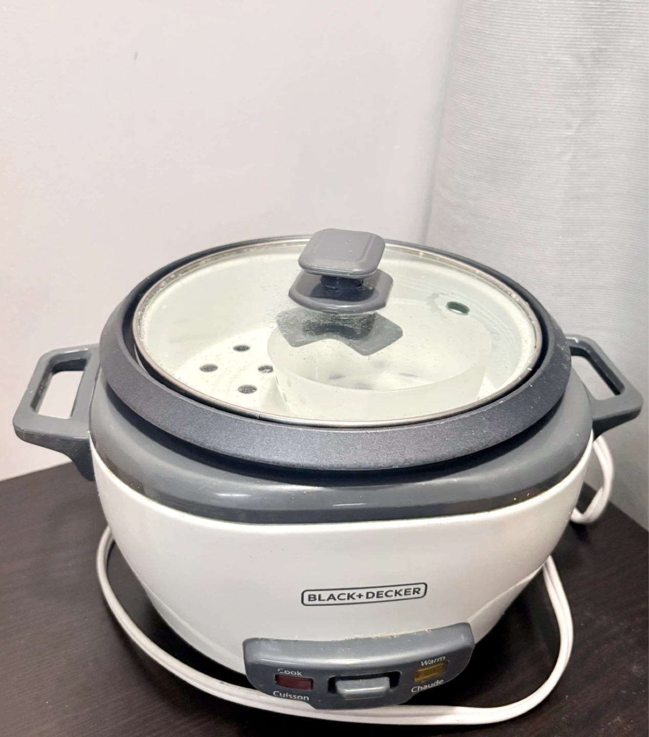 BLACK+DECKER Rice Cooker with Steamer Basket