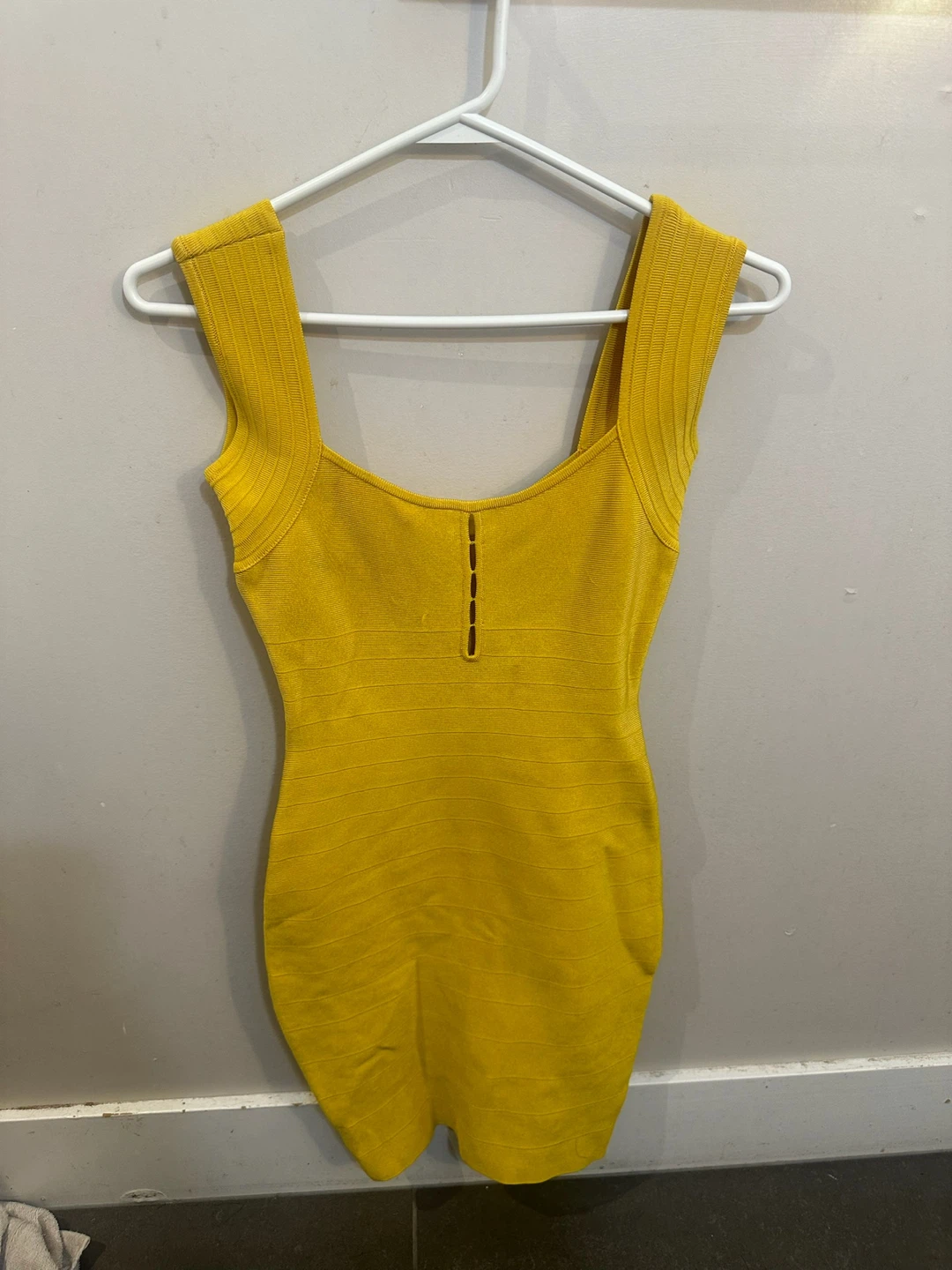 Marciano Yellow Sleeveless Bodycon Dress Xsmall