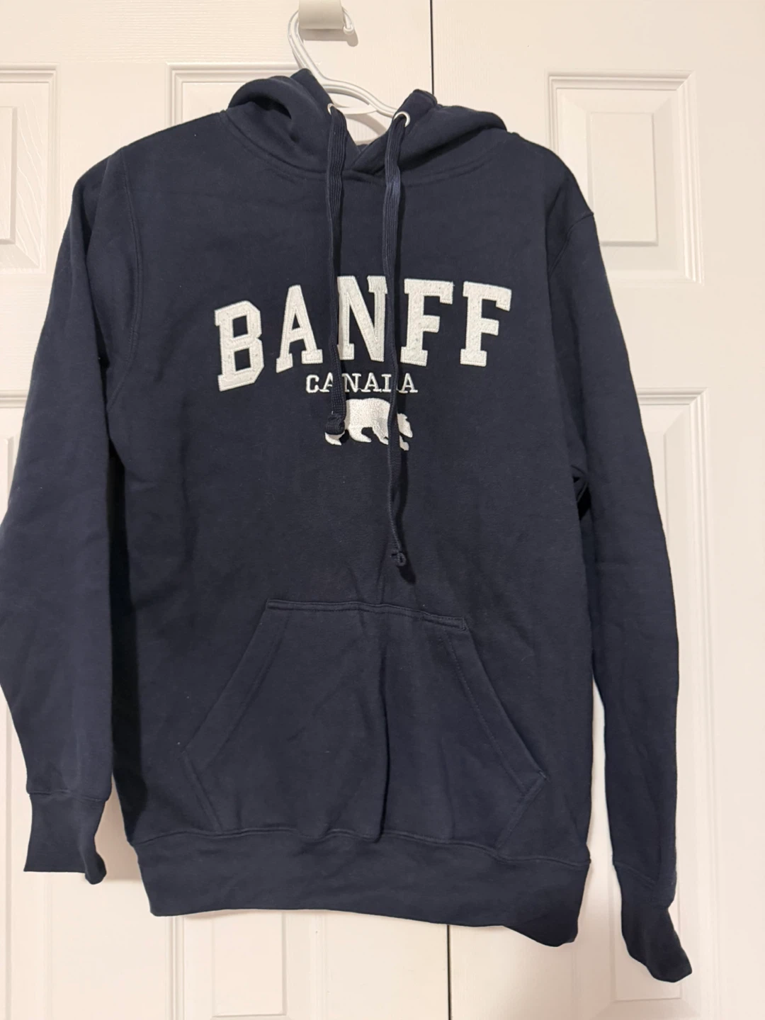 Navy Blue Banff Canada Hoodie size xs