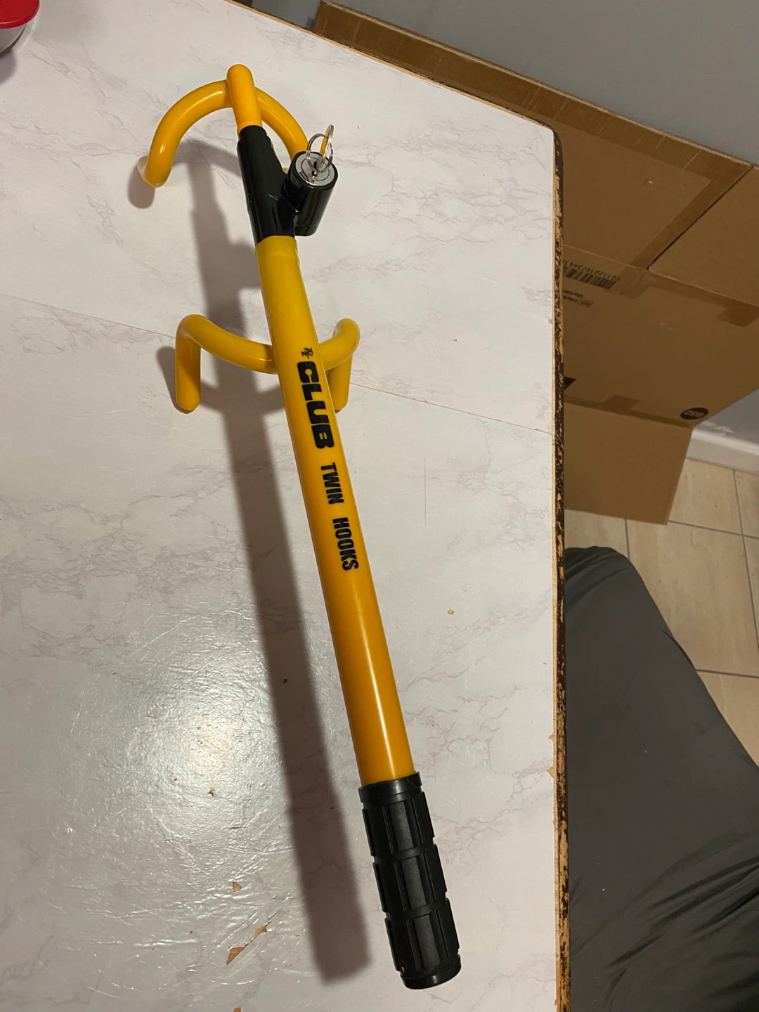 The Club 3000 Twin Hooks Steering Wheel Lock - photo 2