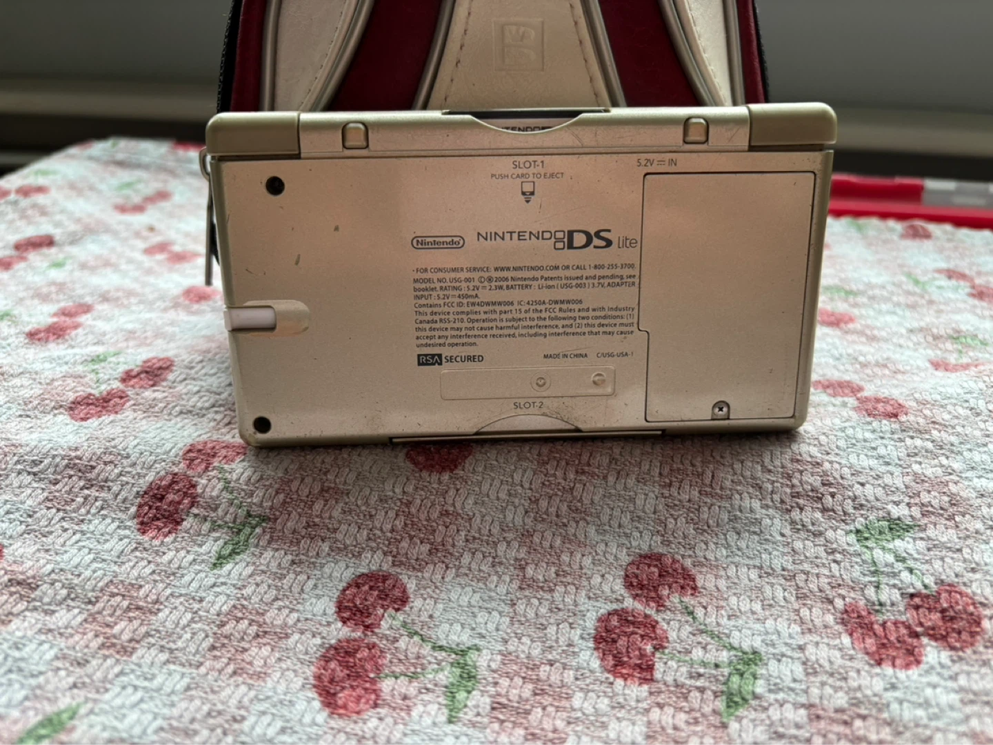 Nintendo DS Lite Gold Legend of Zelda - photo 4