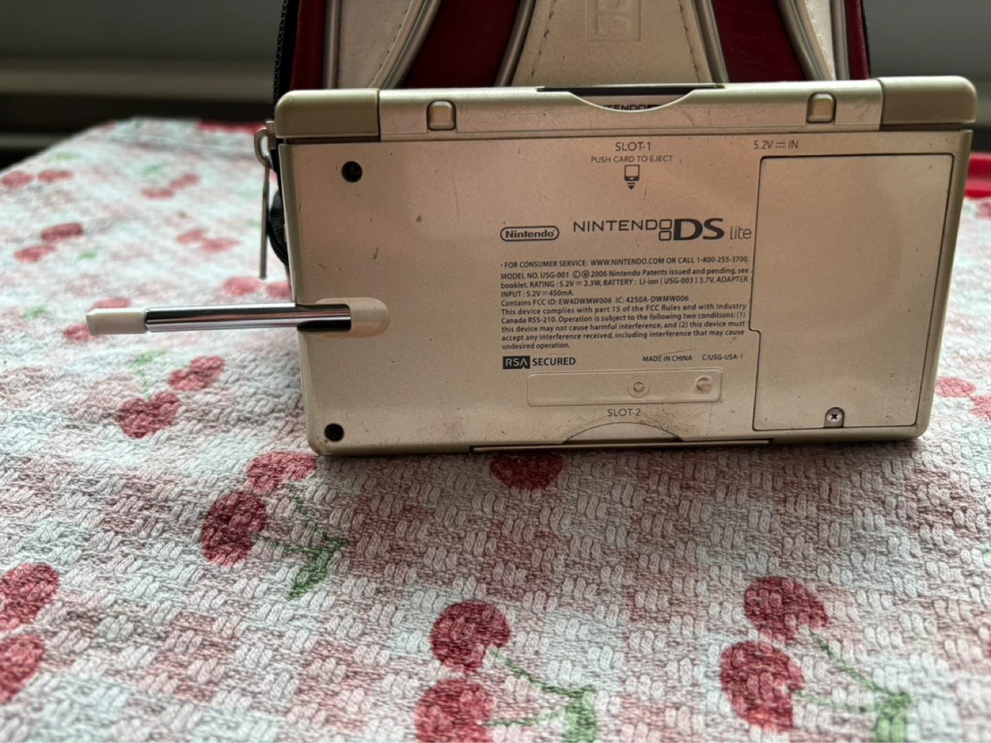 Nintendo DS Lite Gold Legend of Zelda - photo 5