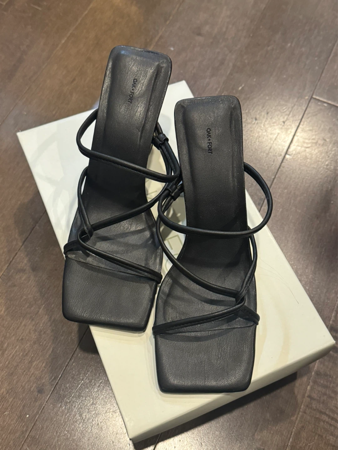 OAK + FORT Black Strappy Heeled Sandals - photo 3