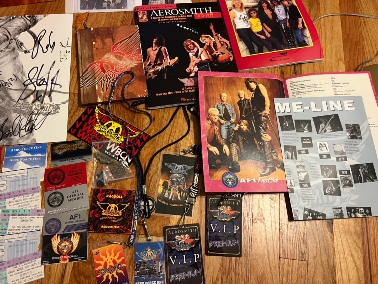 Aerosmith Memorabilia Collection - - photo 4
