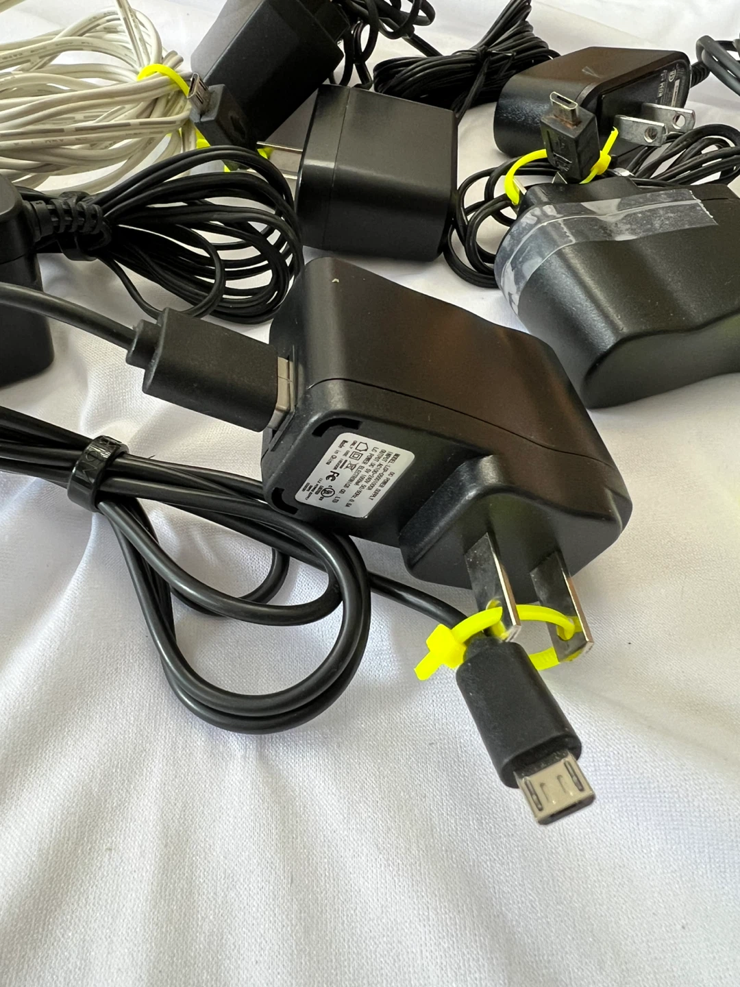 Lot of AC Adapters - photo 5