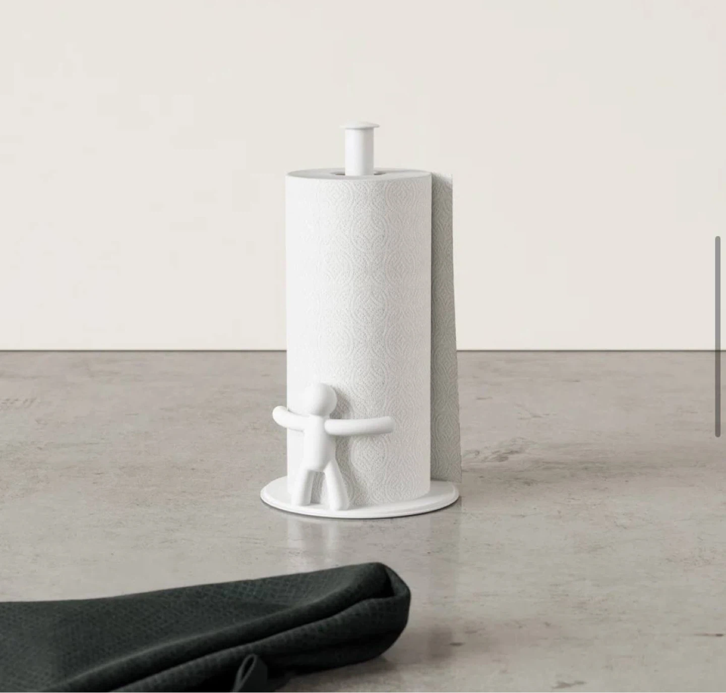 Paper Towel Holder with Cute Figure - photo 2
