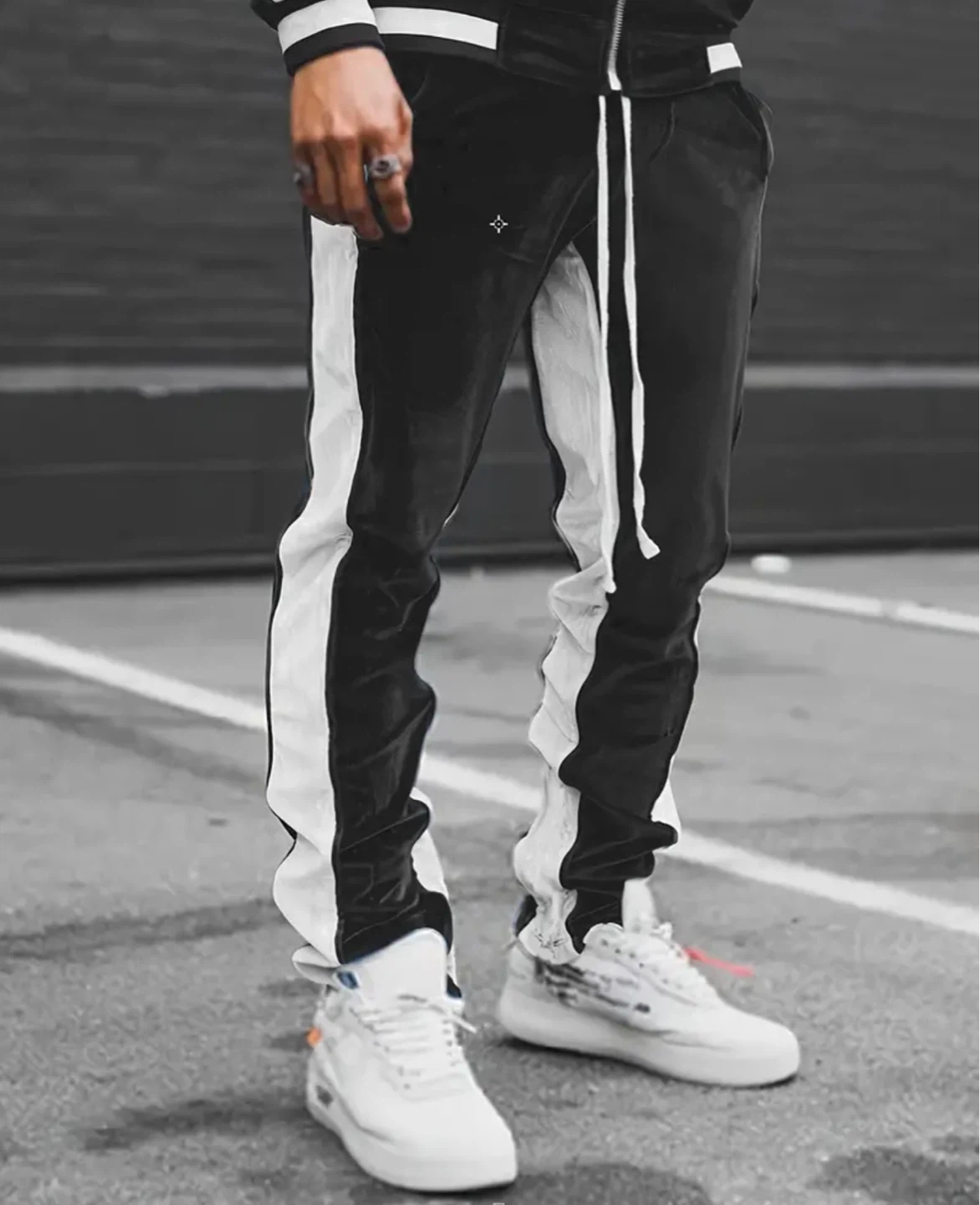 New Men’s Velour Sweatpants