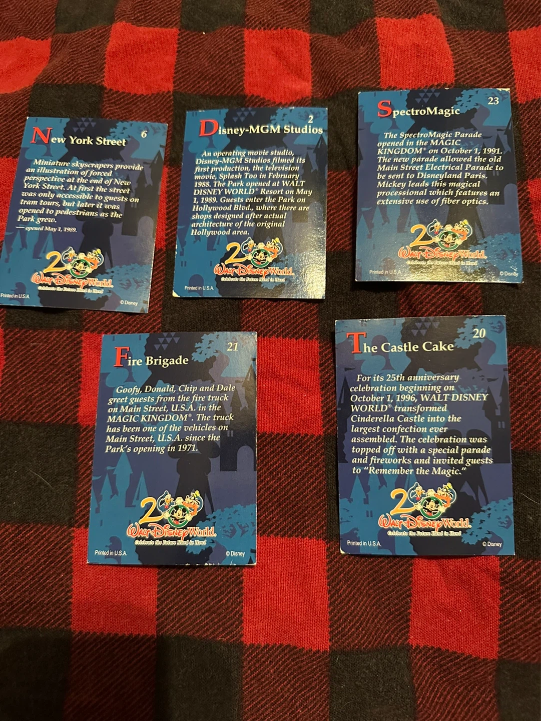 Disney Trading Cards - photo 2