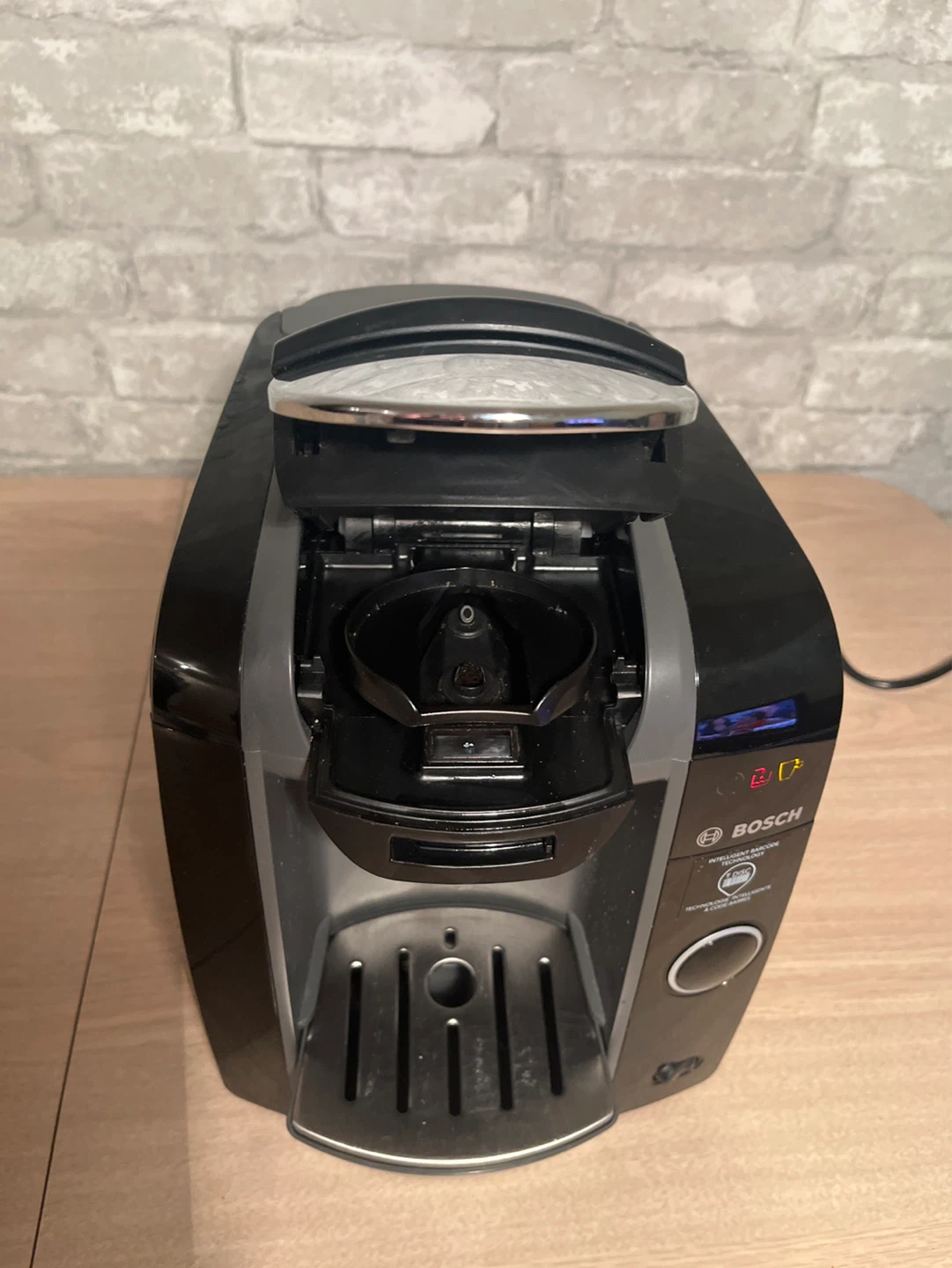 Bosch Tassimo Coffee Machine - photo 4