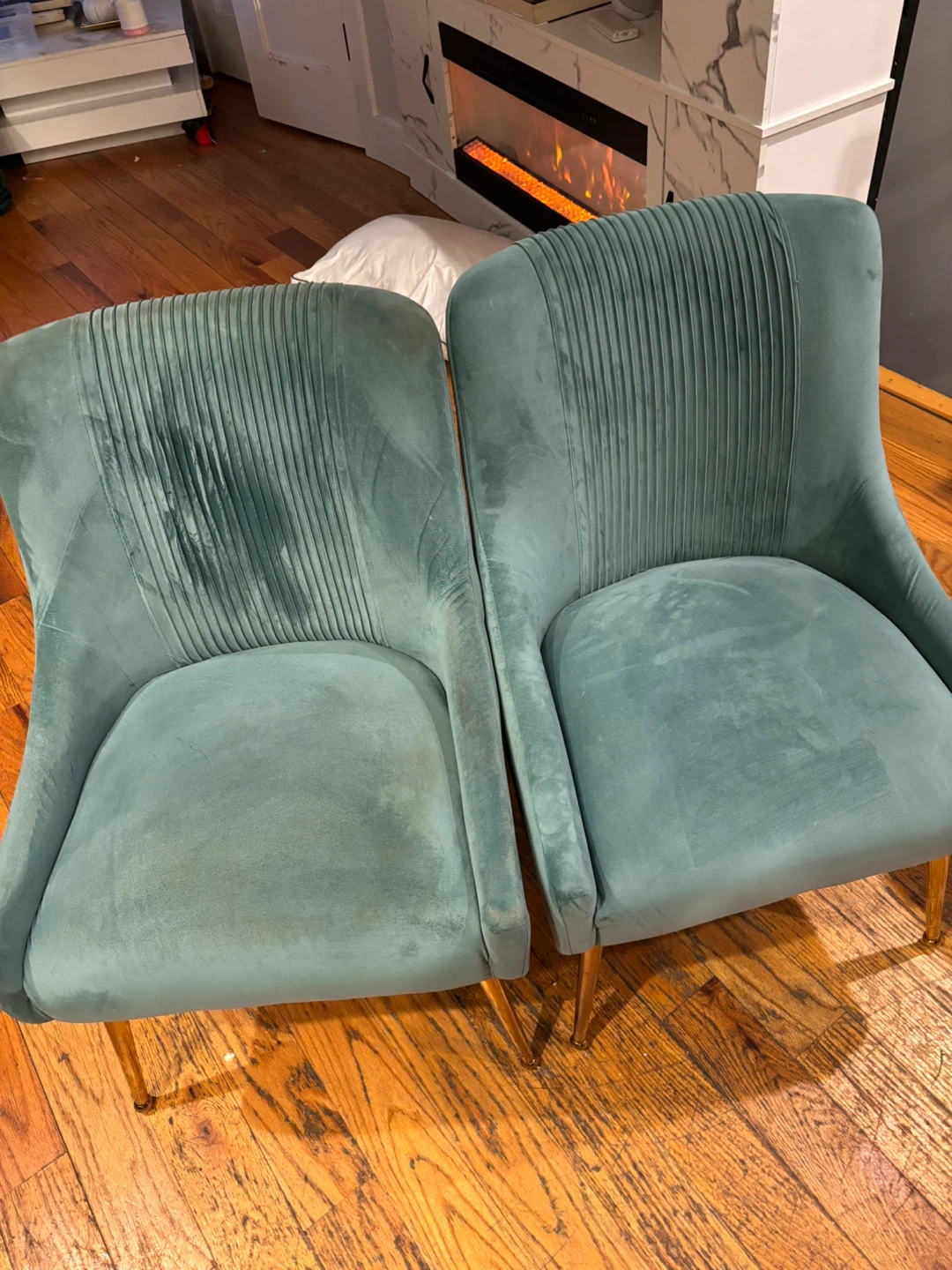 Set of 2 Teal Velvet Accent Chairs
