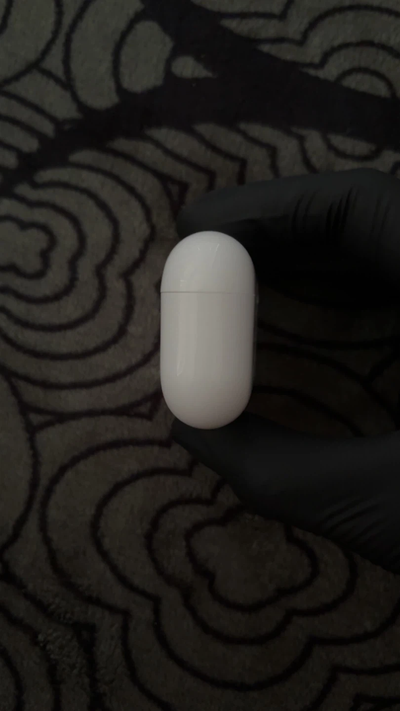 Apple AirPods Pro (3nd Generation) - photo 4